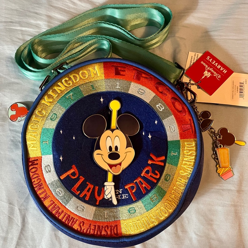 Limited Disney Harveys Crossbody Bag Play in the Park Collection New With Tags
